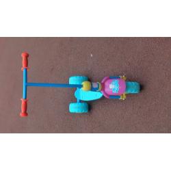 PEPPA PIG GIRLS THREE WHEEL PUSH SCOOTER - GOOD CONDITION