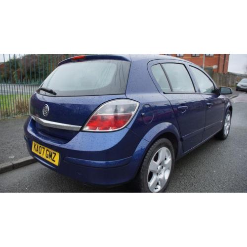 Vauxhall/Opel Astra 1.4i 16v 2007MY Club LOW MILES FOR YEAR
