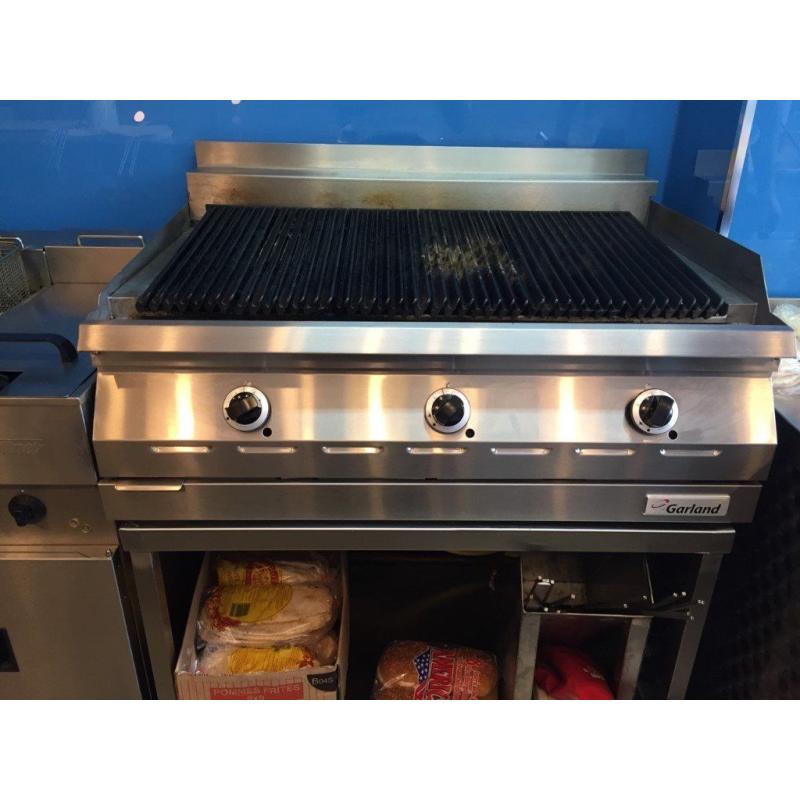 Garland Chargrill Natural Gas for Peri Peri, broiler, with water tray under 3 weeks use