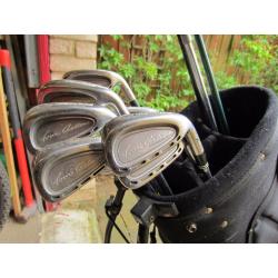 Cleveland golf clubs, bag, shoes, balls etc