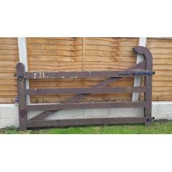 Driveway Gate Measures 84.5 ins
