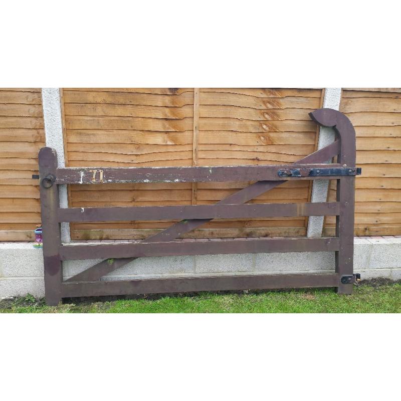 Driveway Gate Measures 84.5 ins
