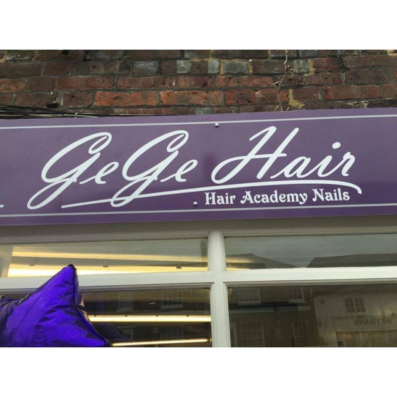 ROOM AVAILABLE TO RENT FOR BEAUTY THERAPIST