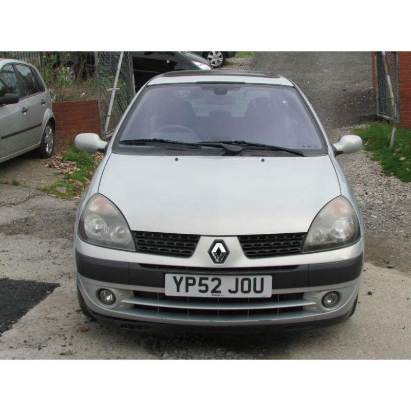 Renault Clio 1.6 16v Dynamique +