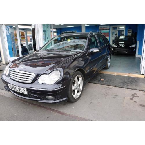 MERCEDES BENZ C200