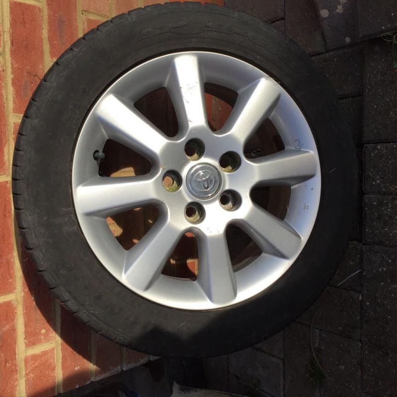 Toyota verso Alloy wheel + Tyre