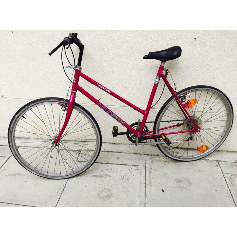 Purple ladies hybrid bike khgfxggvg