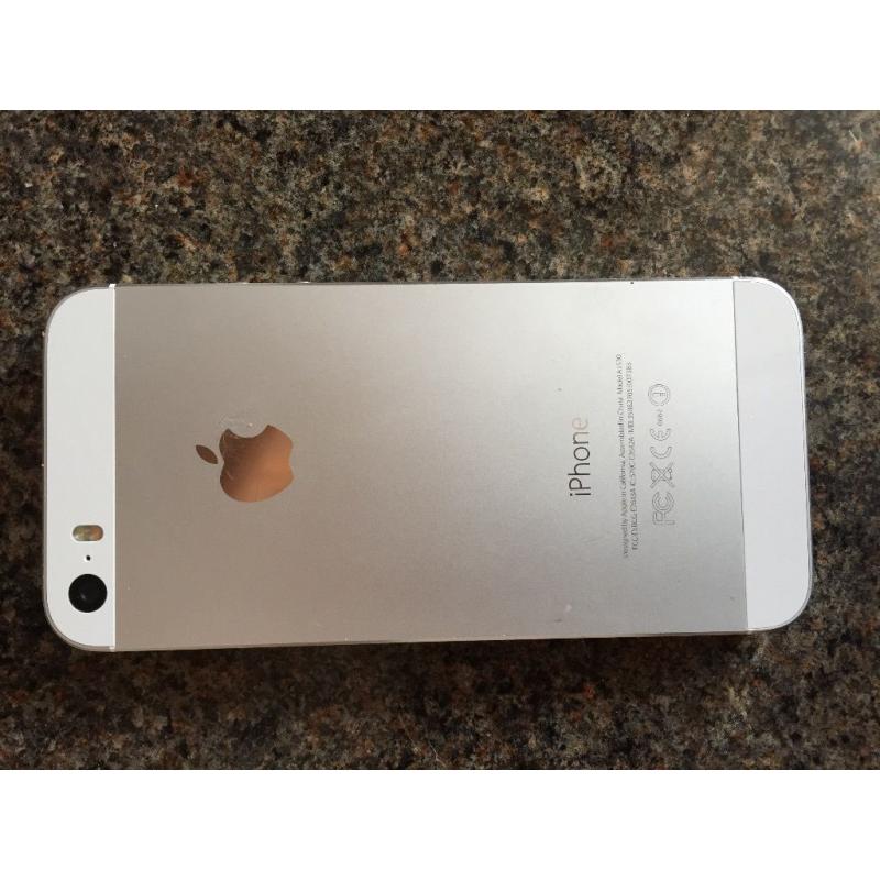 iPhone 5s 16gn silver white unlock to all networks