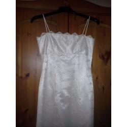 Beautiful Wedding Dress by Allders ~ size 10 petite