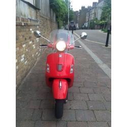 Vespa GTS 300 ie Super Sport