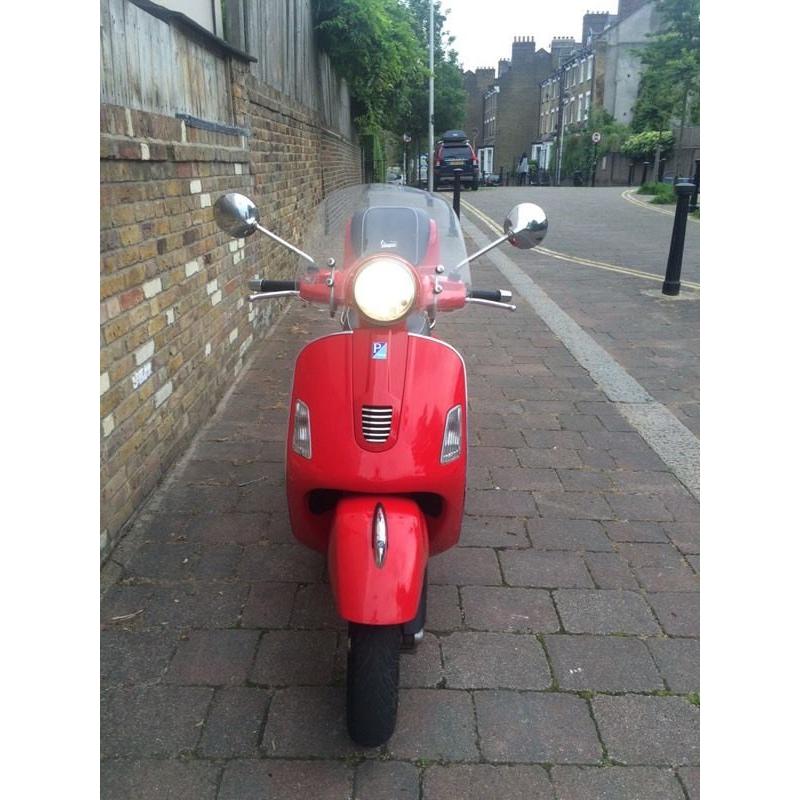 Vespa GTS 300 ie Super Sport