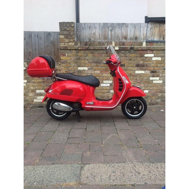 Vespa GTS 300 ie Super Sport