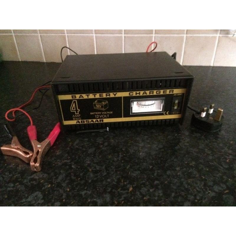Battery charger 4 amp 12 volt vehicle car
