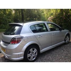2010 astra twinport ''sport'' ,l@@k !mot 1 year1 owner ,( full body kit )ONLY 1 IN U,K LIKE THIS ,!