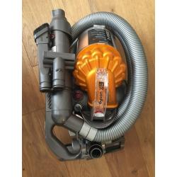 Dyson DC22