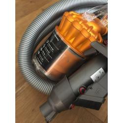 Dyson DC22