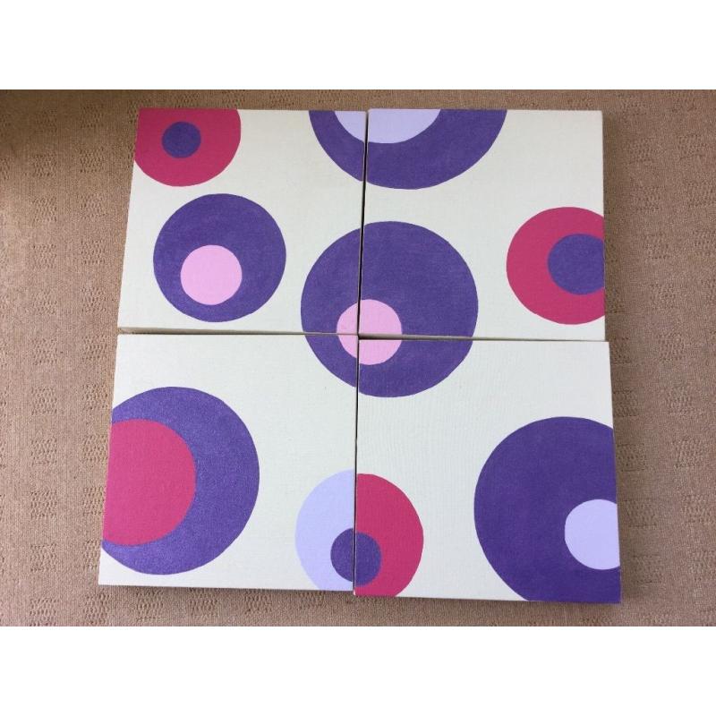 4 small canvas'