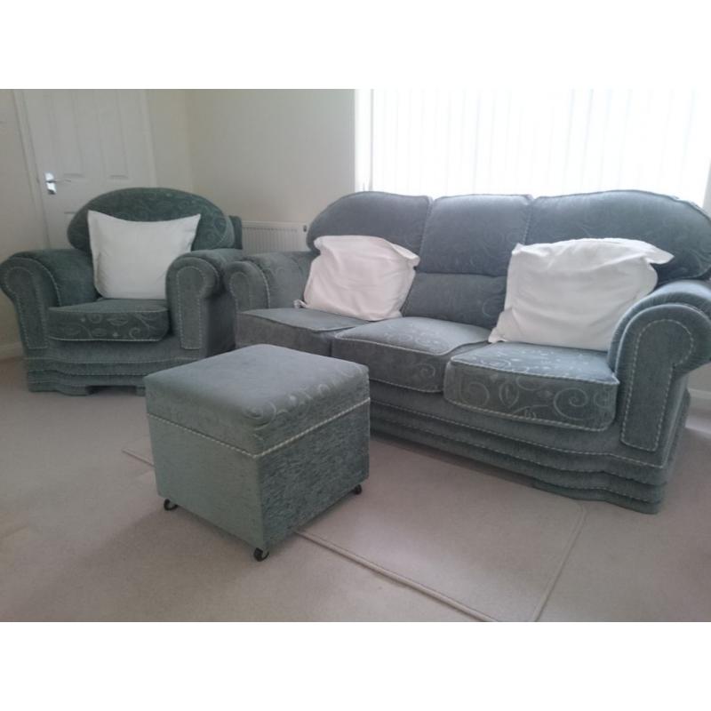 FOR SALE- 3 Piece suite including pouffe