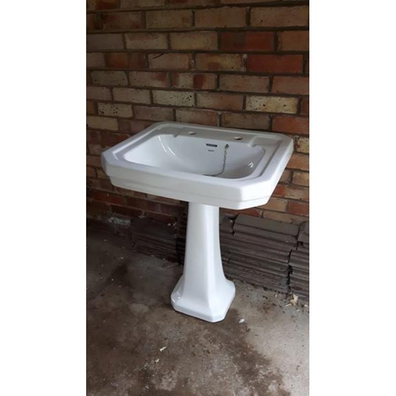 Roll-top bath and basin