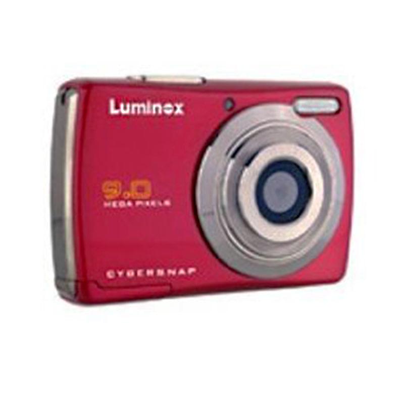 Luminox TDC-9L2 " 9 Mega Pixel Digital Camera "- Red - Boxed