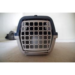 Rabbit / Cat / Pet Carrier - good as new!