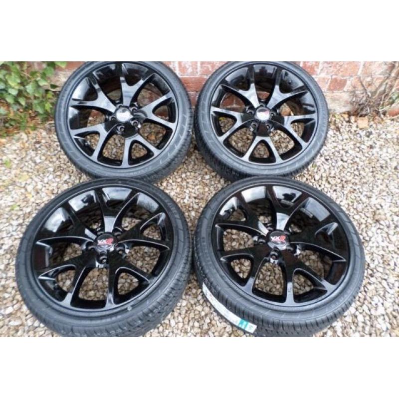 VAUXHALL VXR ALLOY WHEELS NEW TYRES REFURBED GLOSS BLACK
