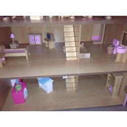 Dolls house kids toy imaginary play Ono
