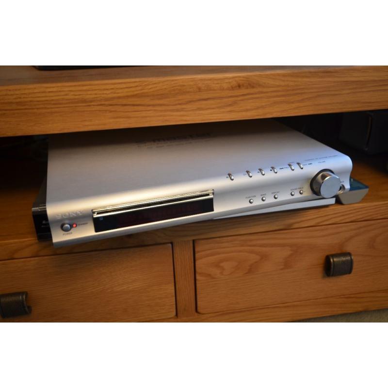Sony DAV-S550 surround sound system