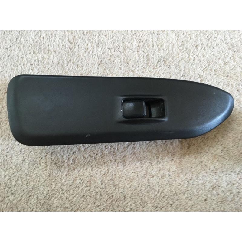 Mitsubishi Evo 7 front passenger side electric door window switch.