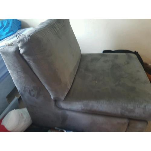 Chair/bed with storage