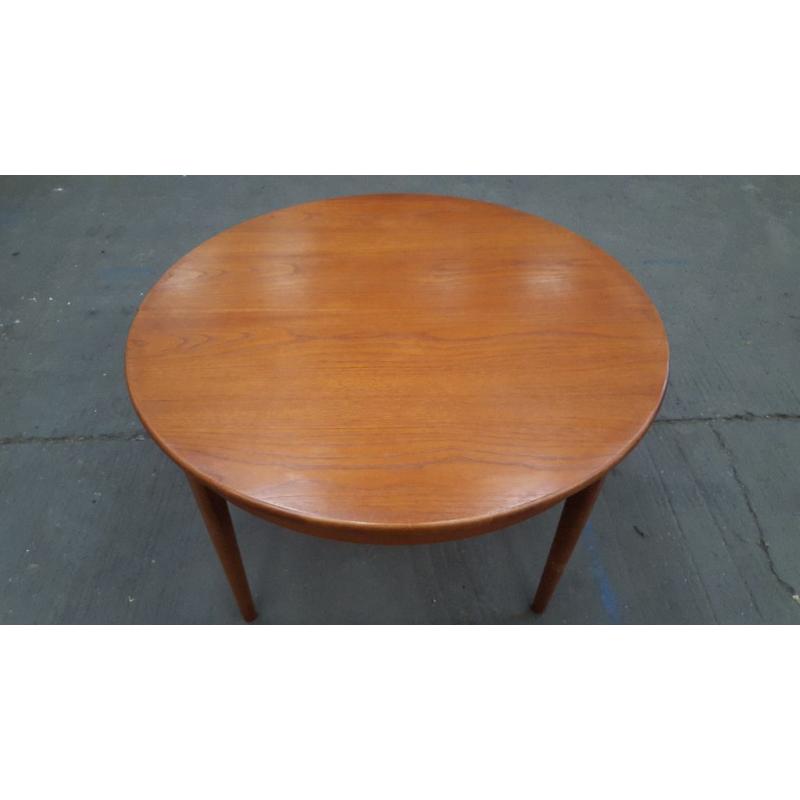 Vintage Jentique 'G-Plan Style' 70's Teak Extending Dining Table and 6 Chairs