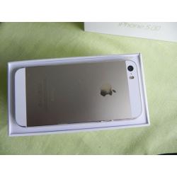 Iphone 5S EXCELLENT CONDITION And dr dre beats studio SPECIAL OFFER IF SOLD TODAY!!!!!