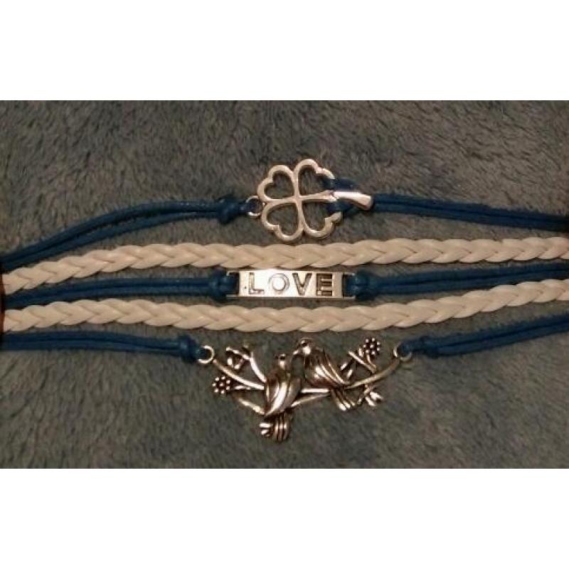Brand new ladies bracelet, love design blue and white