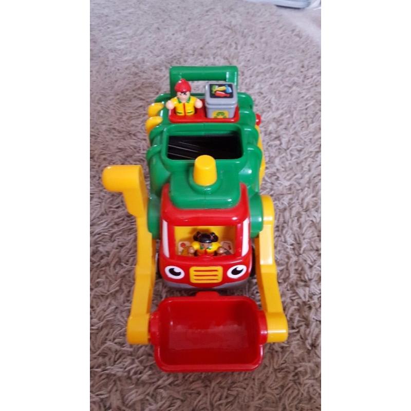 WOW toys Recycling Flip 'n' Tip Fred