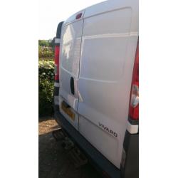 Vauxhall vivaro 2010 75000 miles FSH air con, sat nav, long mot, ideal for camper conversion or work
