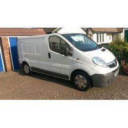 Vauxhall vivaro 2010 75000 miles FSH air con, sat nav, long mot, ideal for camper conversion or work