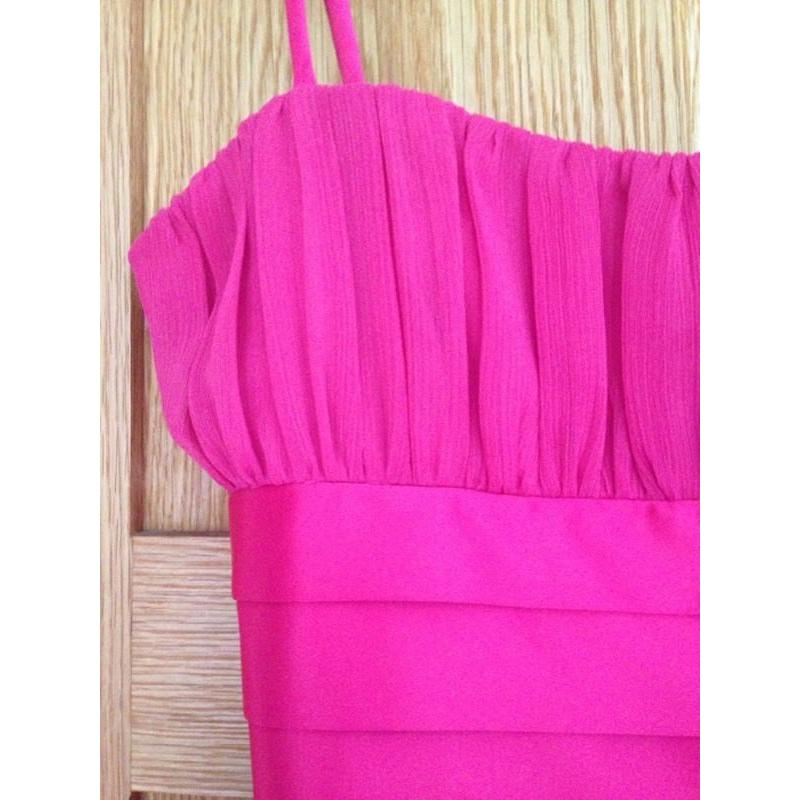 Ladies Dress by London Time Size 6