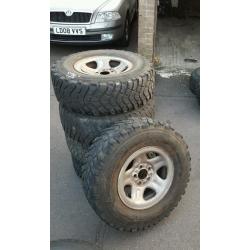 13 x Jeep wheels CHEAP!!