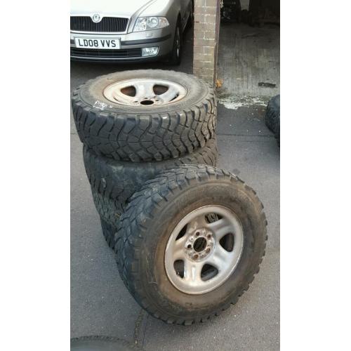 13 x Jeep wheels CHEAP!!