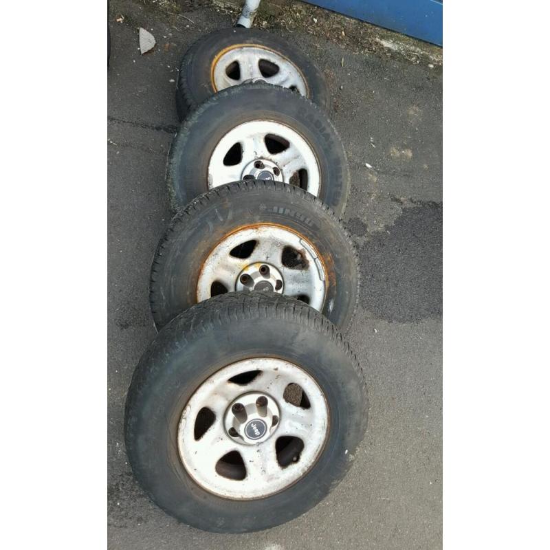 13 x Jeep wheels CHEAP!!