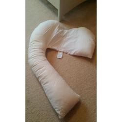 Dream genii pregnancy pillow