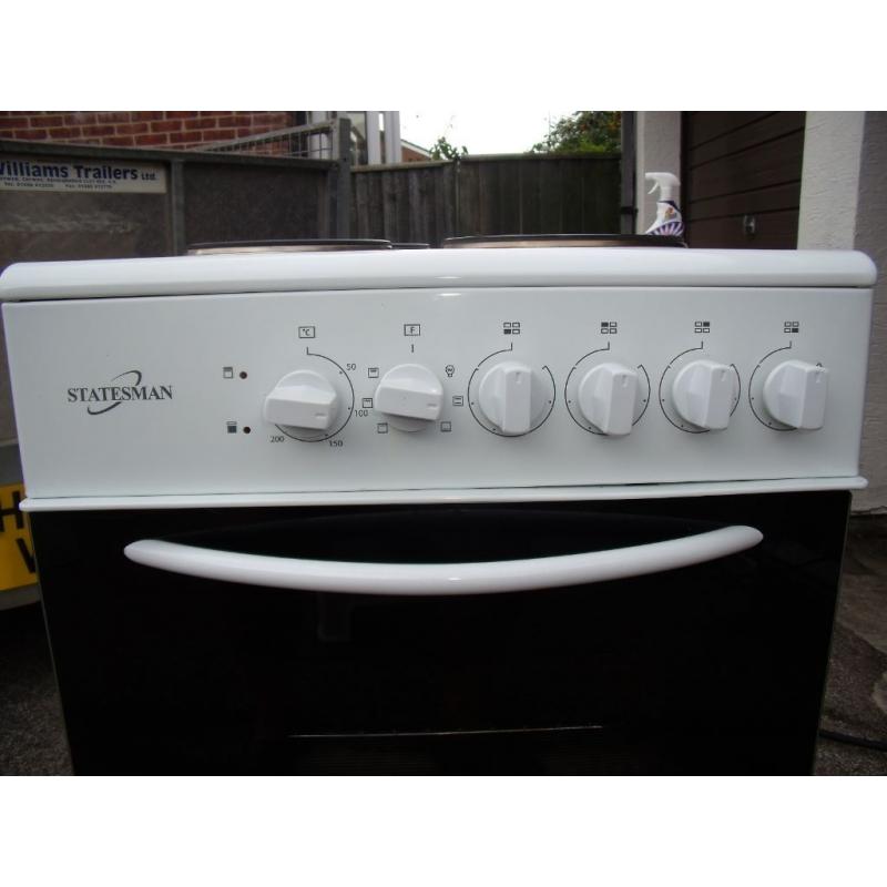 STATESMAN FREESTANDING ELECTRIC COOKER[ 14 months old]