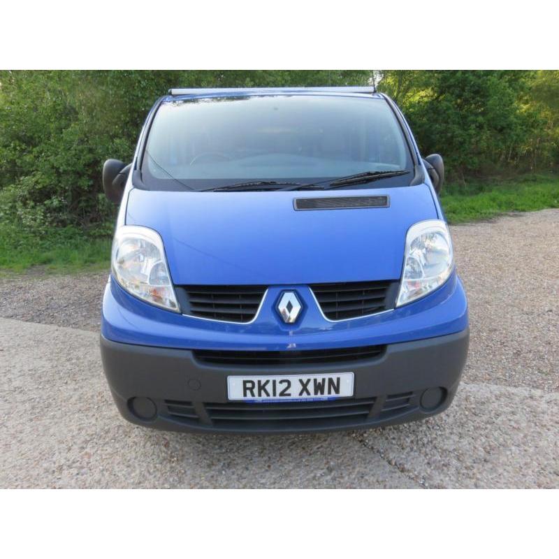RENAULT TRAFIC SL27 DCI 115 BHP 6 SPEED SAT NAV BLUETOOTH BLUE