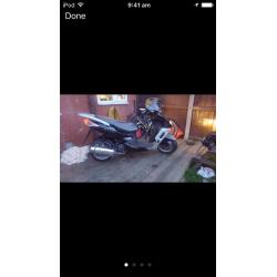 125 Peugeot sum up scooter