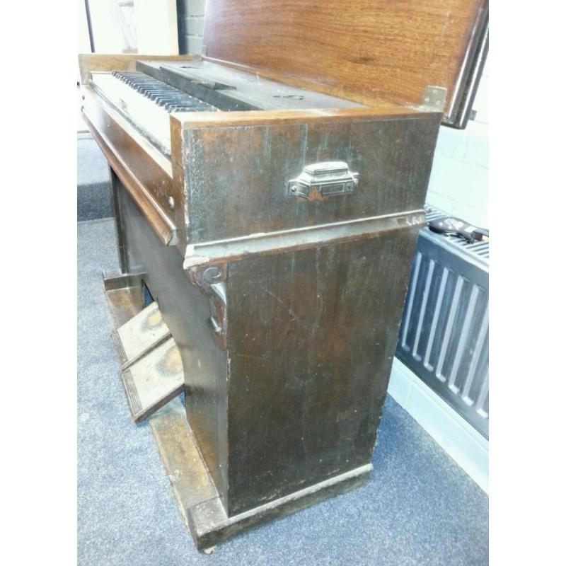 Old Metzler harmonium