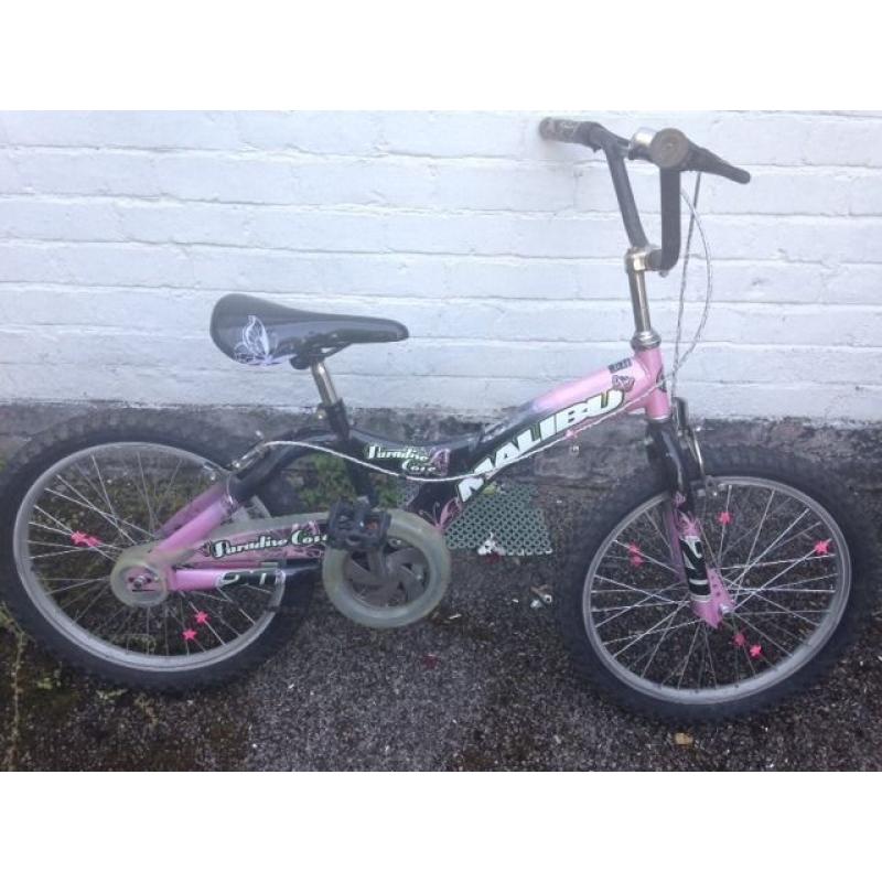 girls bmx-style malibu bike suit age 7 in good working order