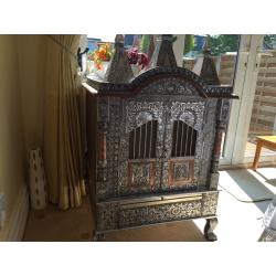 Hindu Temple (Pooja Mandir) - Excellent Condition