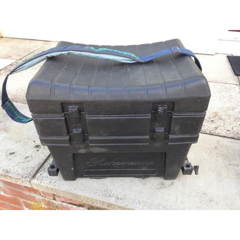 Shakespear Fishing seat/tackle box.