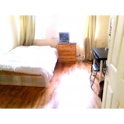 YOU SNOOZE YOU LOOSE , 3 ROOMS AVAILABLE // BOOK YOURS IN ADVANCE