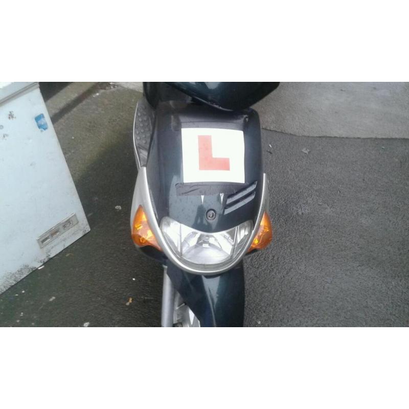Sym mask 50cc scooter 2002 mot feb 2017